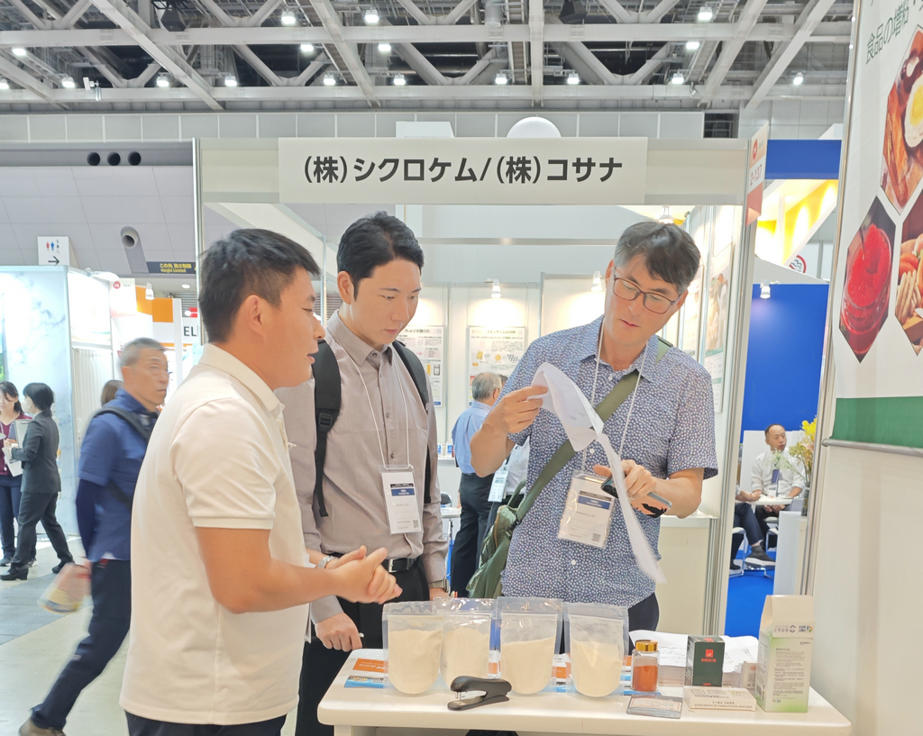 20251015潔晶集團參加HI Japan健康原料展4